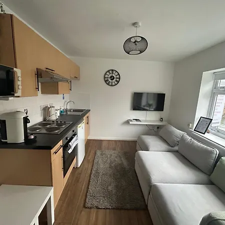 Apartament Canal Apartments, Canal View, Temple Meads Station - 10 Minutes Bristol