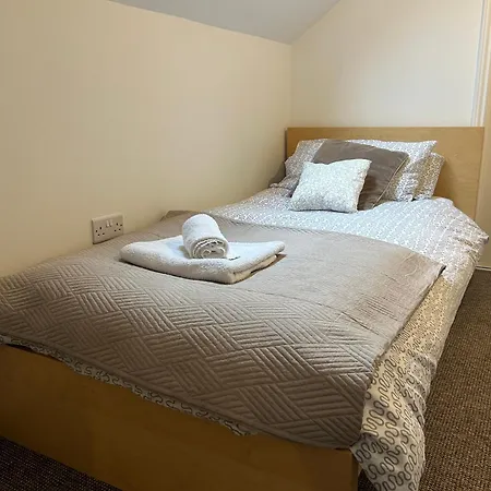 Canal Apartments, Canal View, Temple Meads Station - 10 Minutes