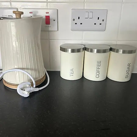 Canal Apartments, Canal View, Temple Meads Station - 10 Minutes * Bristol