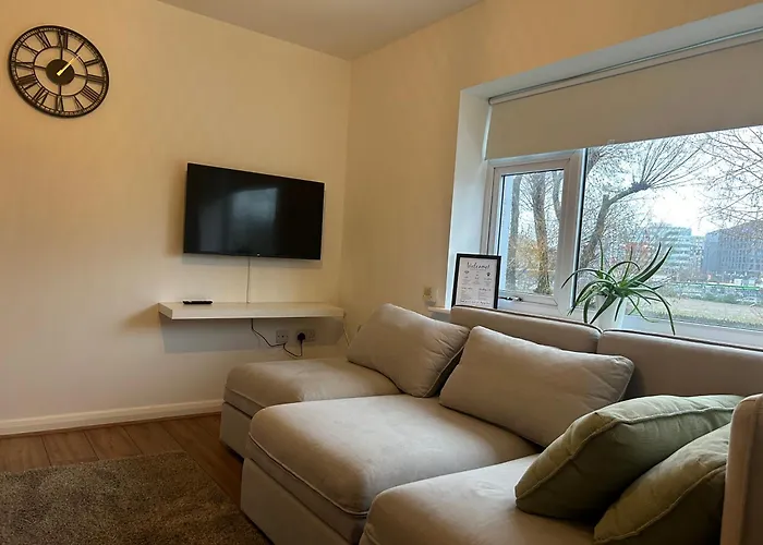 Canal Apartments, Canal View, Temple Meads Station - 10 Minutes *