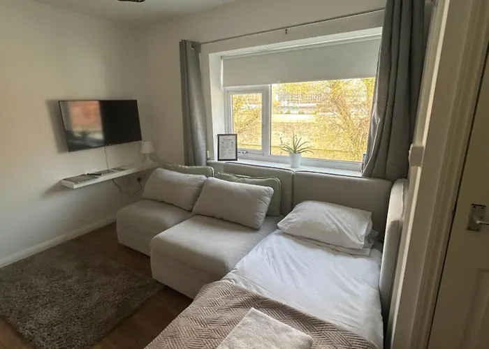 Apartment Canal Apartments, Canal View, Temple Meads Station - 10 Minutes *