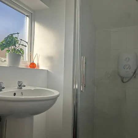 31 Canal Apartments, Canal View -temple Meads