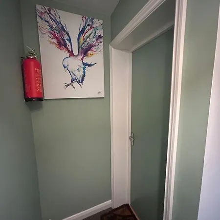 31 Canal Apartments, Canal View -temple Meads *
